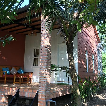 Orchard Fruit Farm Bungalow ฟู้โกว๊ก ภายนอก รูปภาพ